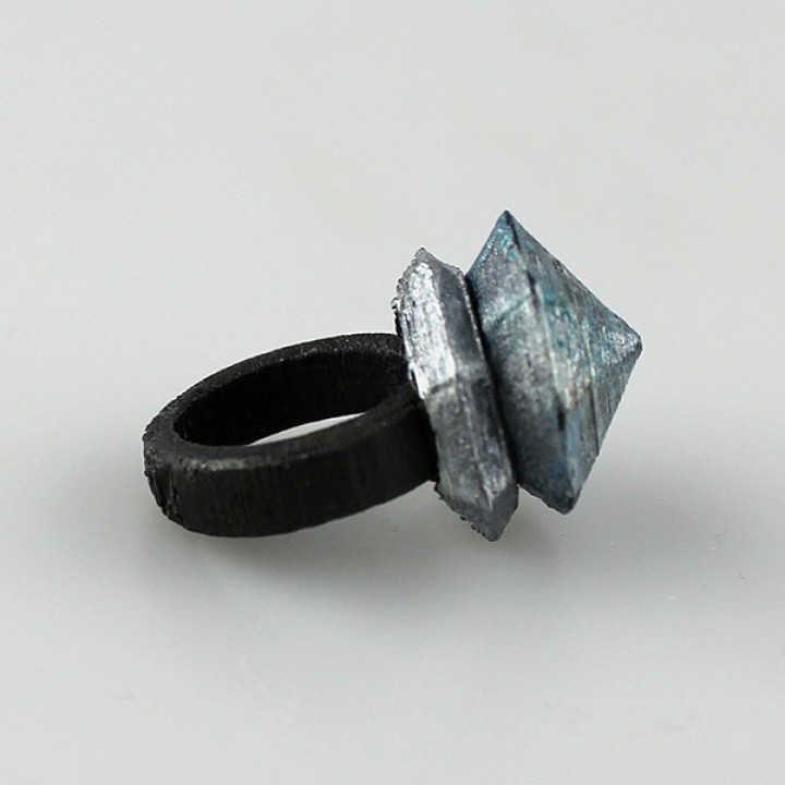 Diamond spike ring image