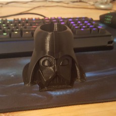 Picture of print of Darth Vader Pen Cup