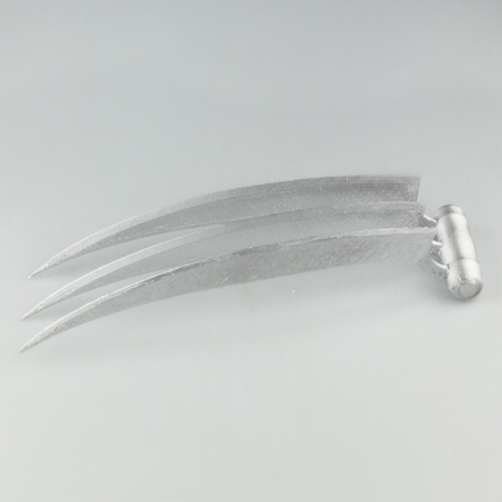 Wolverine Wearable Claws image