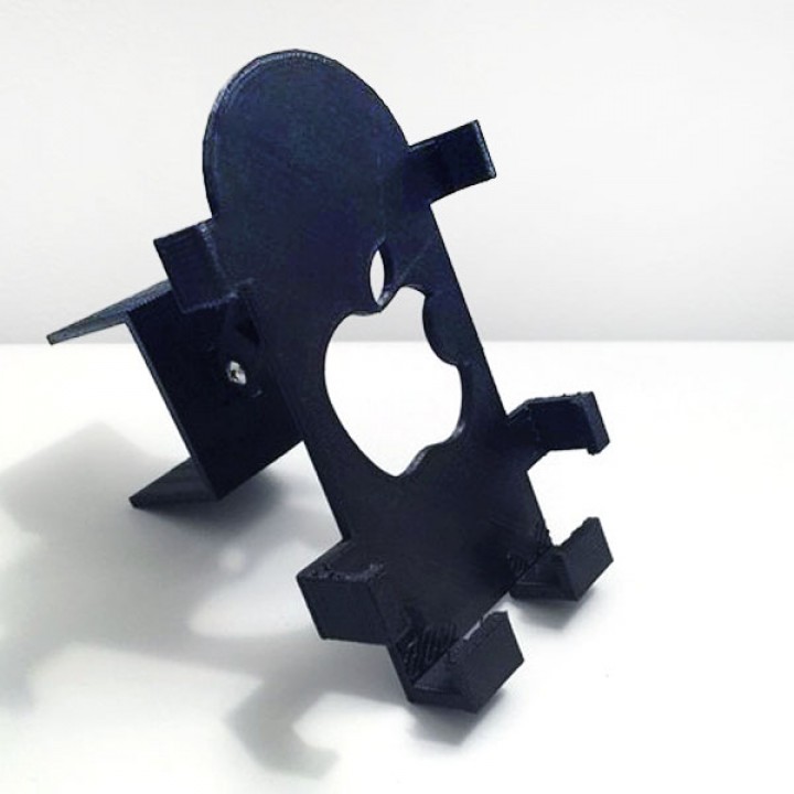 Photo of iPhone 6 Plus CAR Dock 3D Model