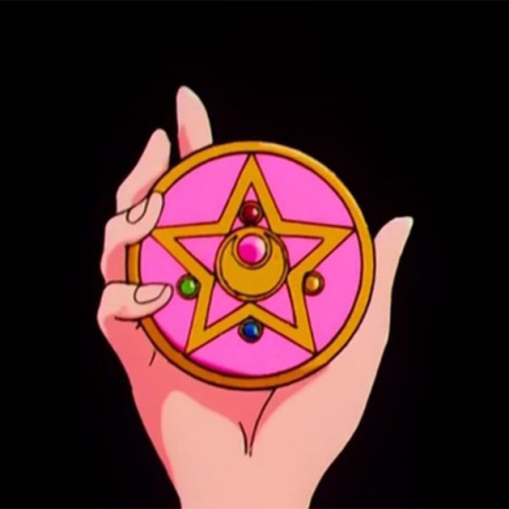 Sailor Moon Transformation Brooch image