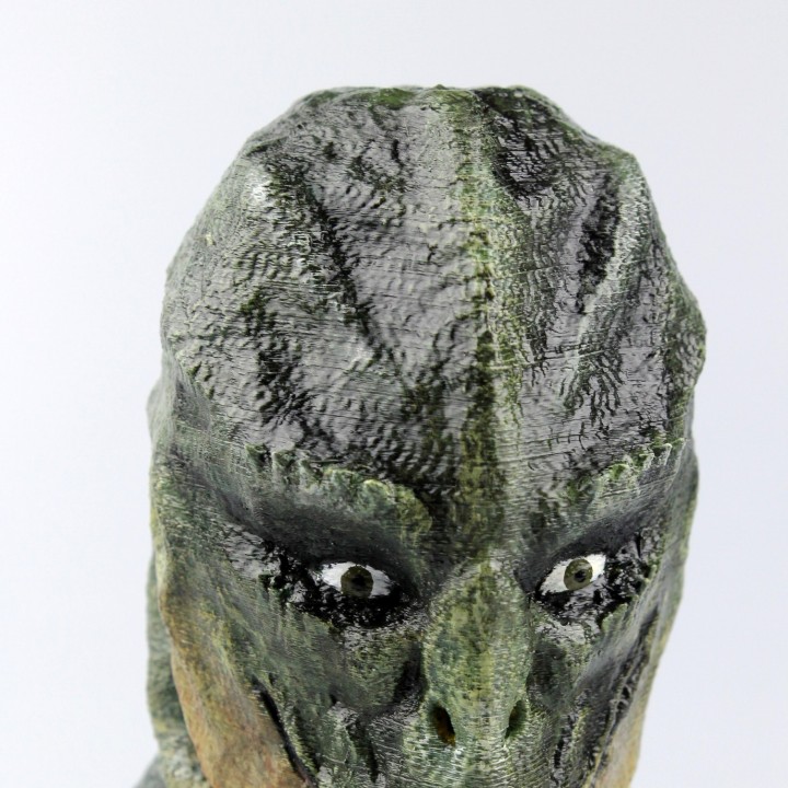 The Lizard bust (The Amazing Spider-Man) image