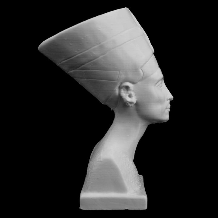 Bust of Nefertiti at the Neues Museum, Berlin image