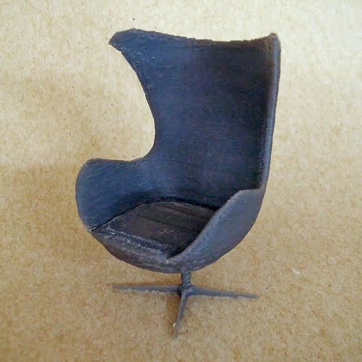 Egg chair and Ottoman by Arne Jacobsen image