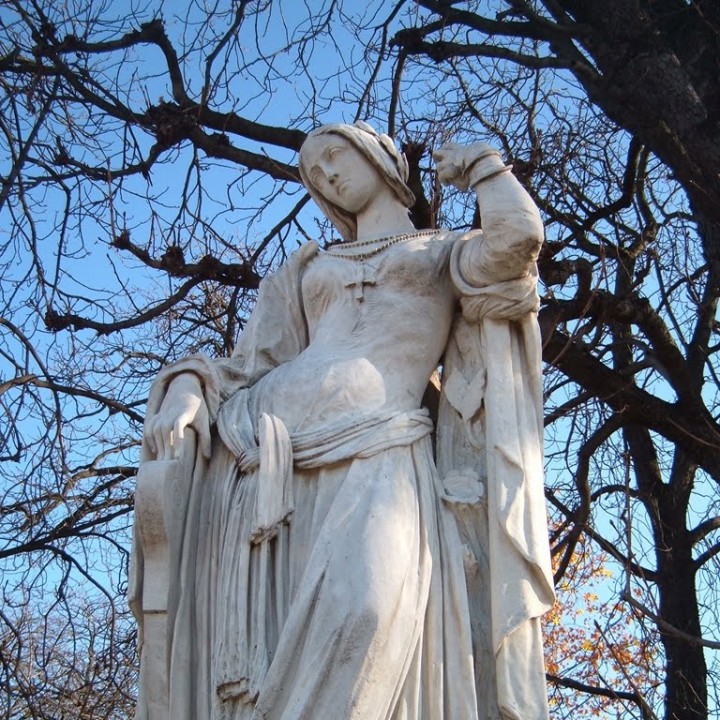 Queen of France at the Luxembourg Gardens, Paris image