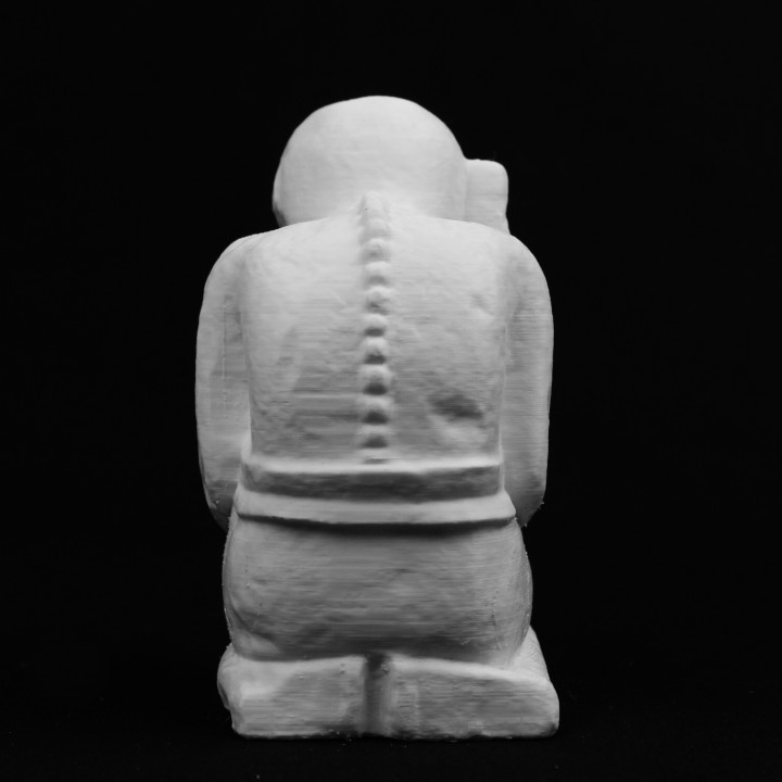 Kneeling Figure at The Sainsbury Centre for Visual Art, Norwich image