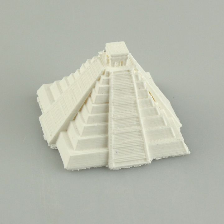 Mayan Pyramid image