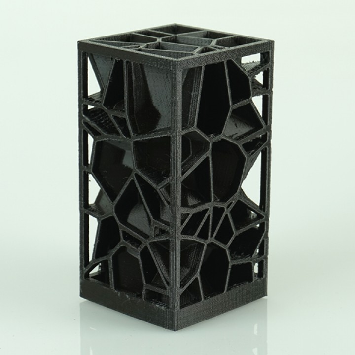 Voronoi lamp  (LQ version!!!) image