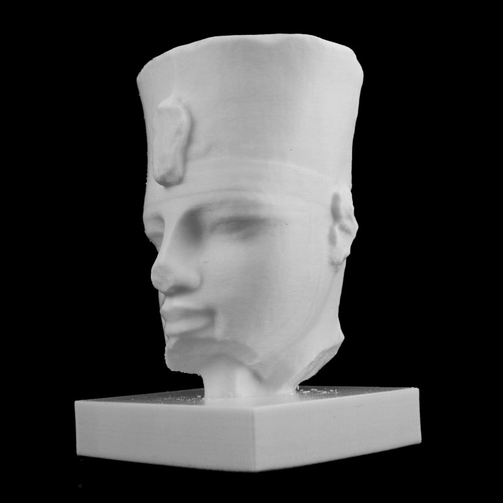 Colossal quartzite statue of Pharaoh Amenhotep III at The British Museum, London image
