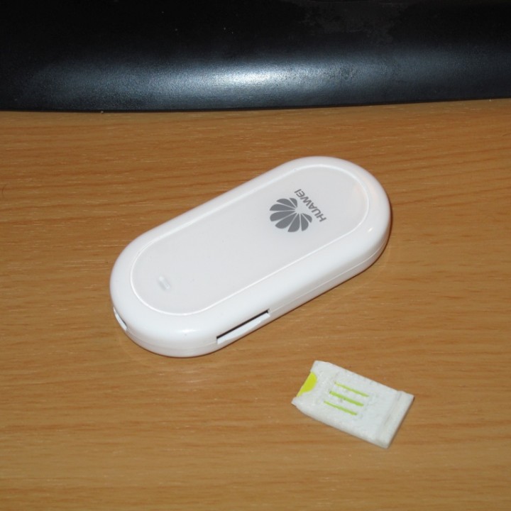 SIM card holder for 3G USB modem Huawei E220 image