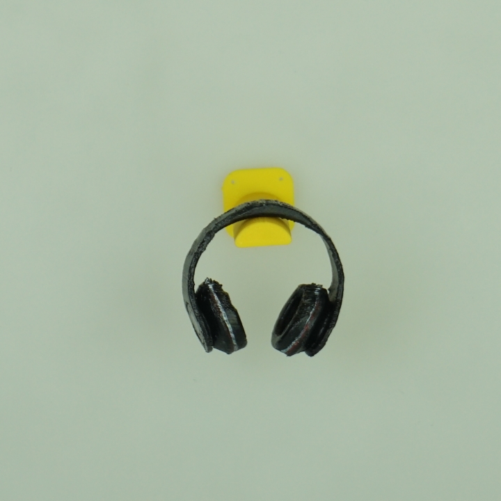 Simple Headphone Holder image
