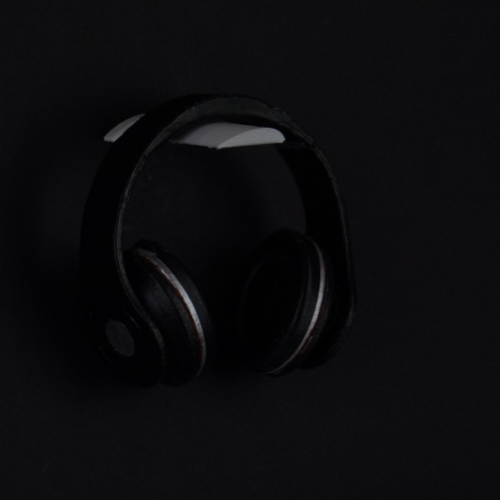 Minimalist and Expandable Wall-Mounted Headphone Holder image