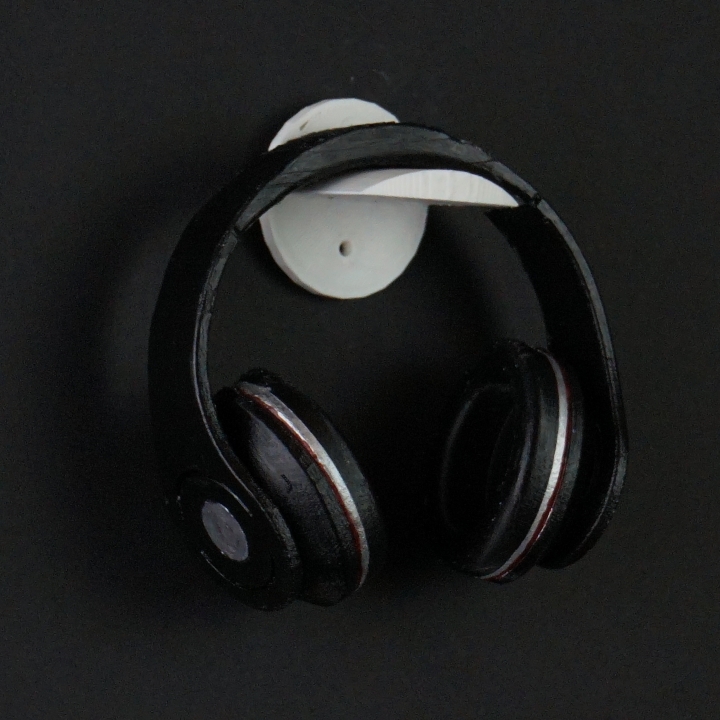 Simple Headphone Wall-mount image