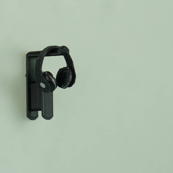 An Open Headphone Holder – Model 2 image