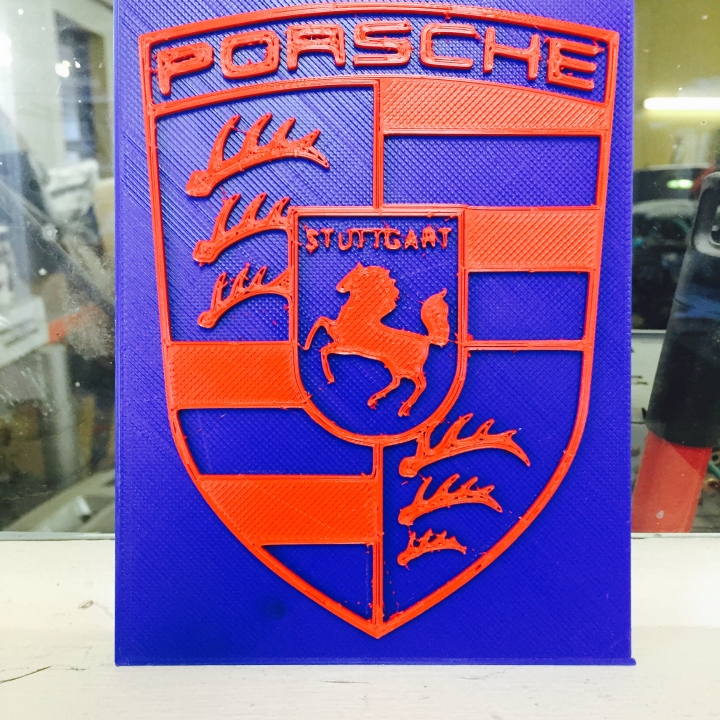 Porsche logo image