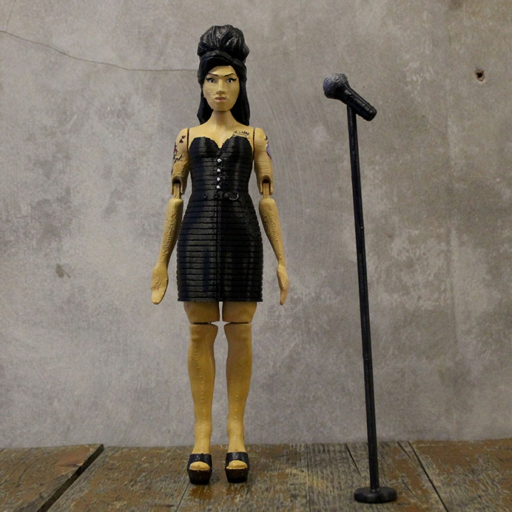 Amy Winehouse Articulated Doll - Support Free image