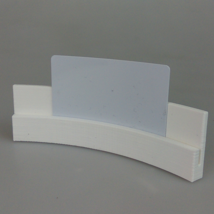 3D Printable Card holder by Rafael - 720X720 018be1f73c13e44be53a84f8f678c7cdba3199ed 