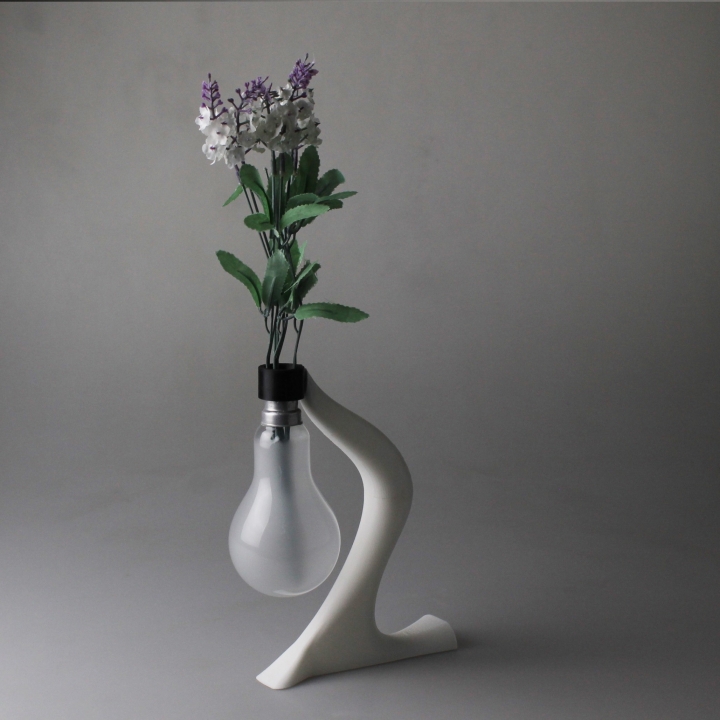 3D Printable Vase from a Lightbulb - Art Deco Style by Conor Devine