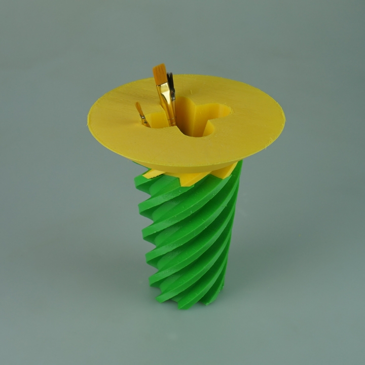 Screwy Vase image