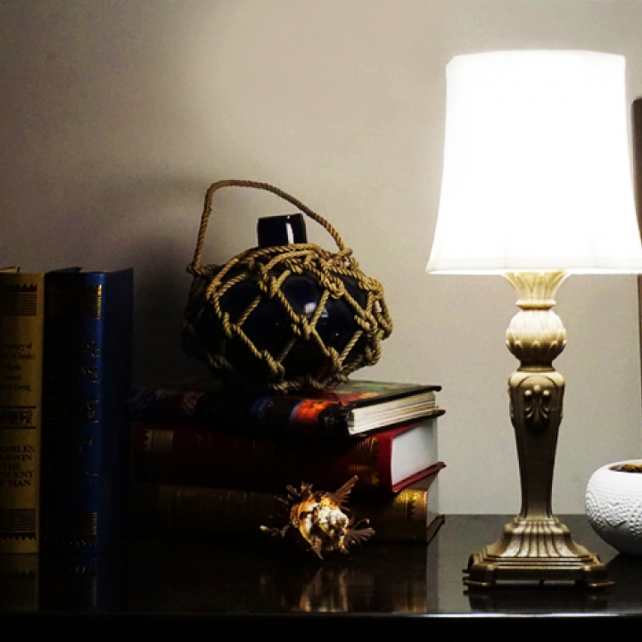 Classical table lamp image