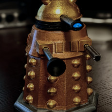 Picture of print of dalek head, body and appendages