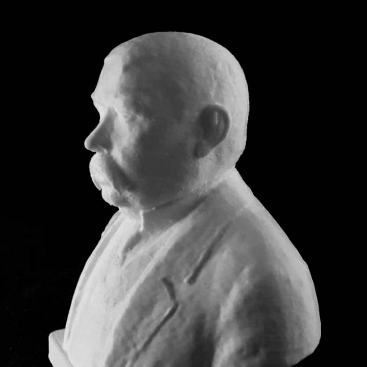 Kálmán Mikszáth Bust in Szeged, Hungary image