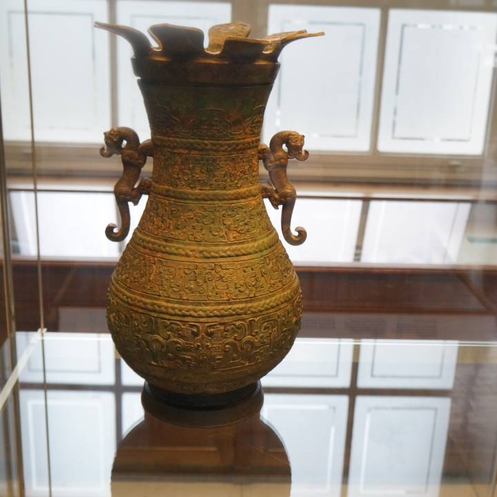 Ritual Vessel (hu) at The British Museum, London image