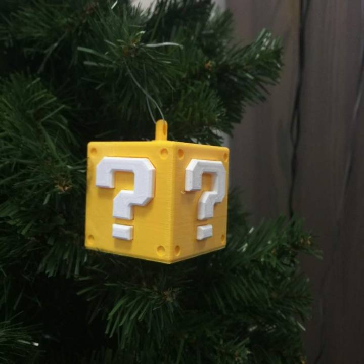 Cube Super Mario - Christmas image