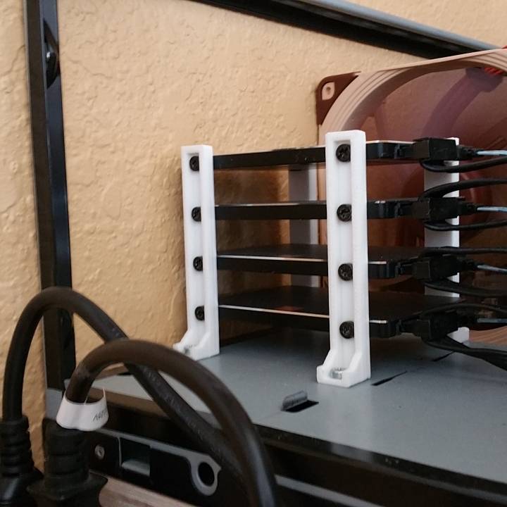 4 SSD(2.5 in drive) mount image