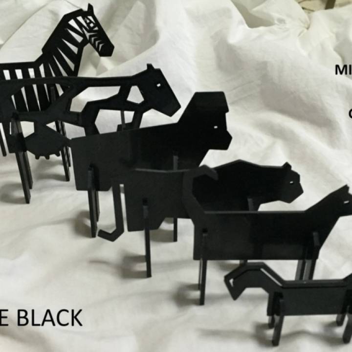 Simple Animals 11 - The Black image