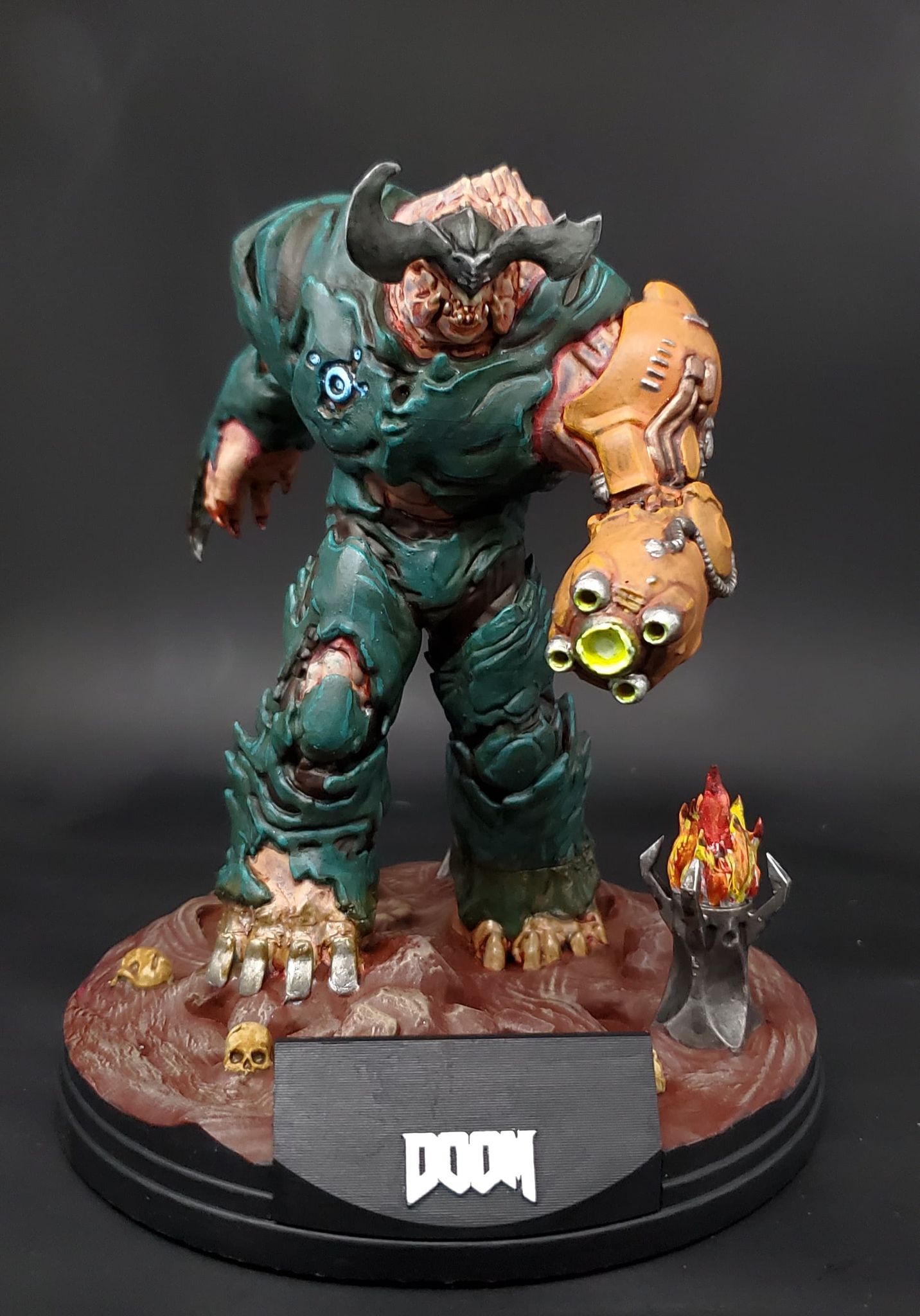 未塗装 DOOM Cyberdemon メタル製 1996年版 未塗装 DOOM Cyberdemon