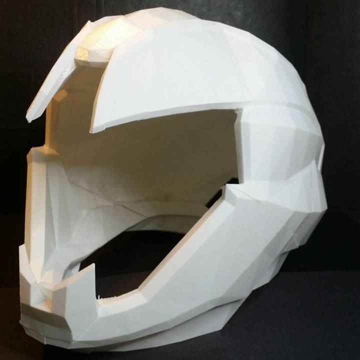 Wearable Graviton Forfeit Hunter Helmet From Destiny. image