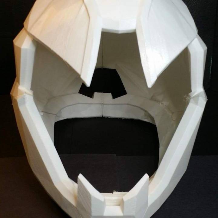 Wearable Graviton Forfeit Hunter Helmet From Destiny. image