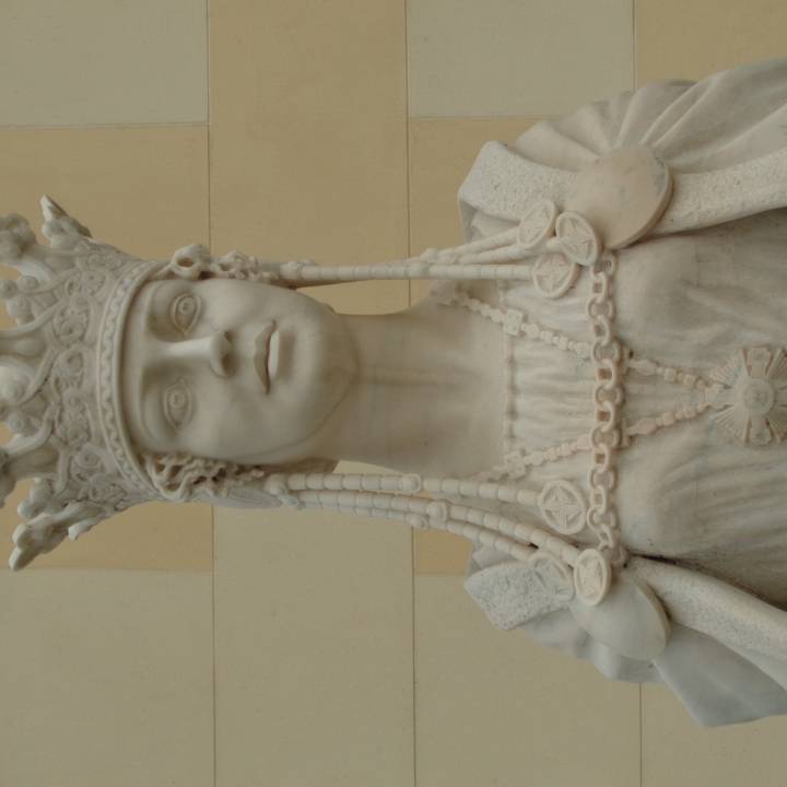 Marie of Romania in Alba Iulia image