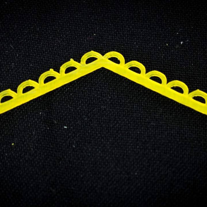 Hollow Lace Necklace, V-Frame image