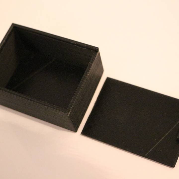 box with sliding lid image