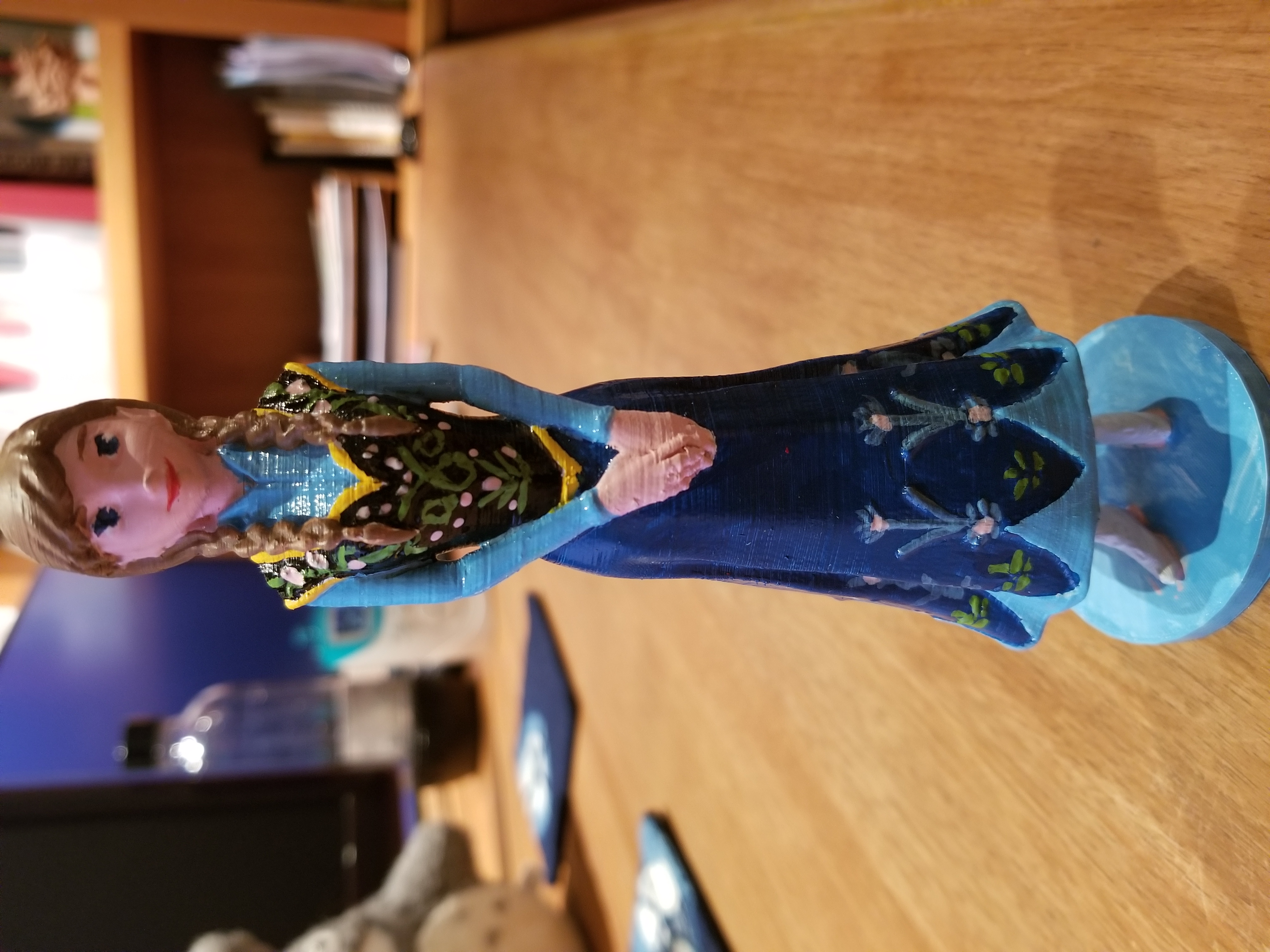 3D Printable Anna from 2013 Frozen by Tanya Wiesner