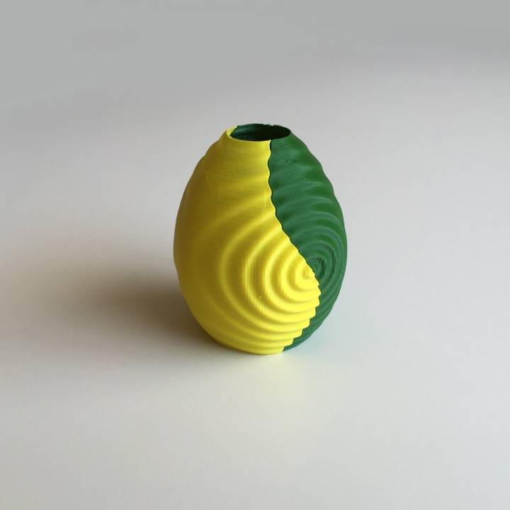 Ripple Vase (Dual Extrusion / 2 Color) image