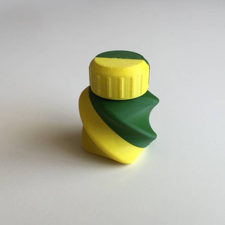 Twisted Bottle & Screw Cup (Dual Extrusion / 2 Color) image