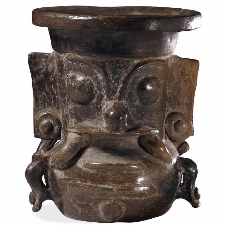 Pottery vessel representing the Storm God image