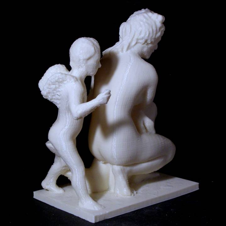 Bathing Aphrodite and Eros image