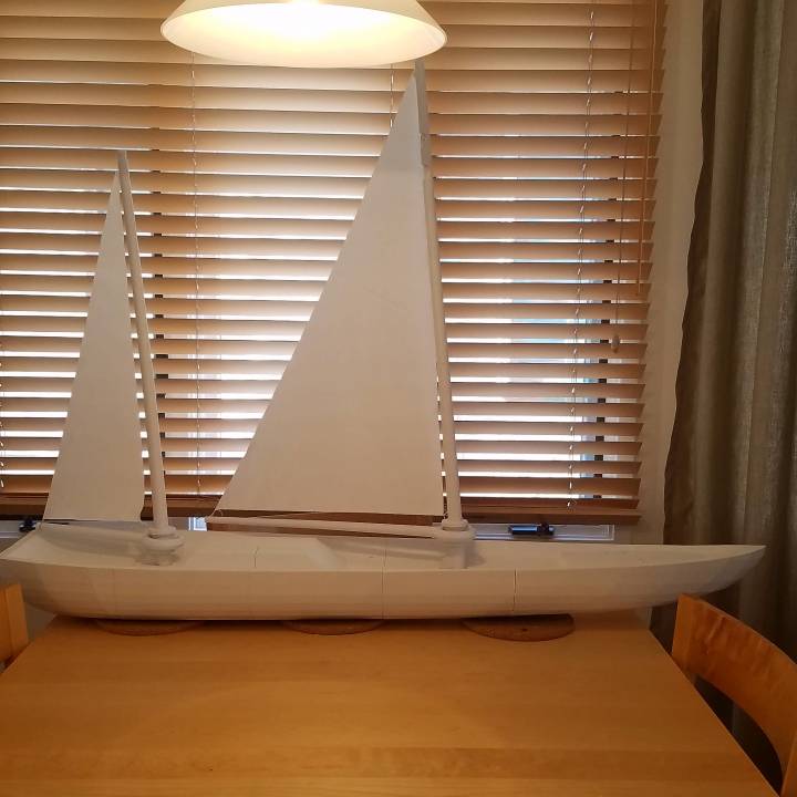 5' - 6' Modern Sail Boat image