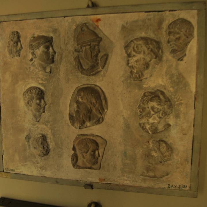 relief of portraits from Trajan's Column image
