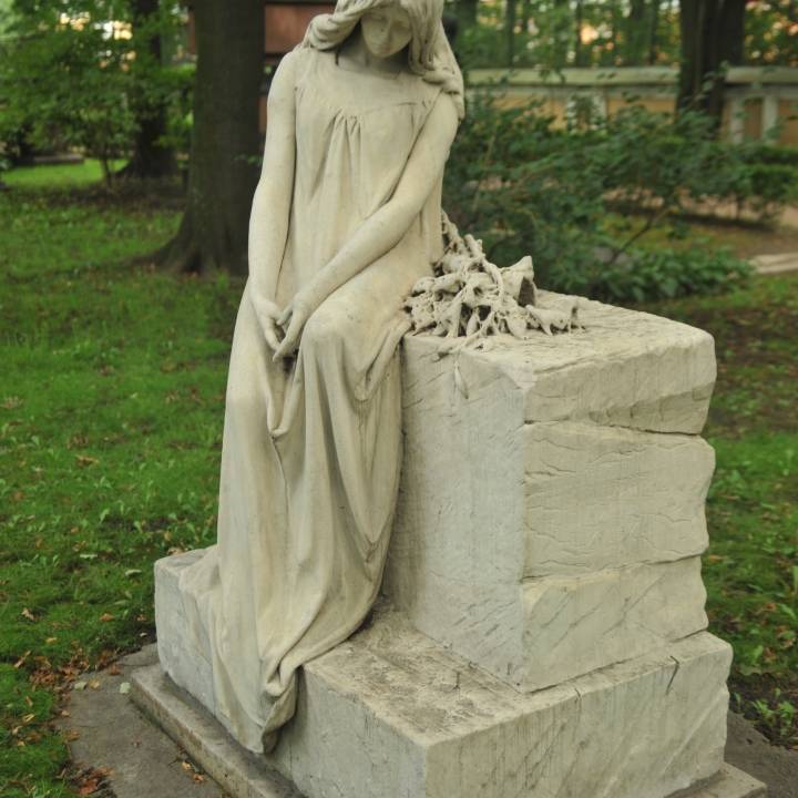 Gravestone Depicting a Young Woman image