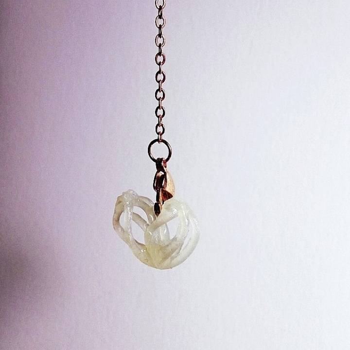 spiral heart pendant image