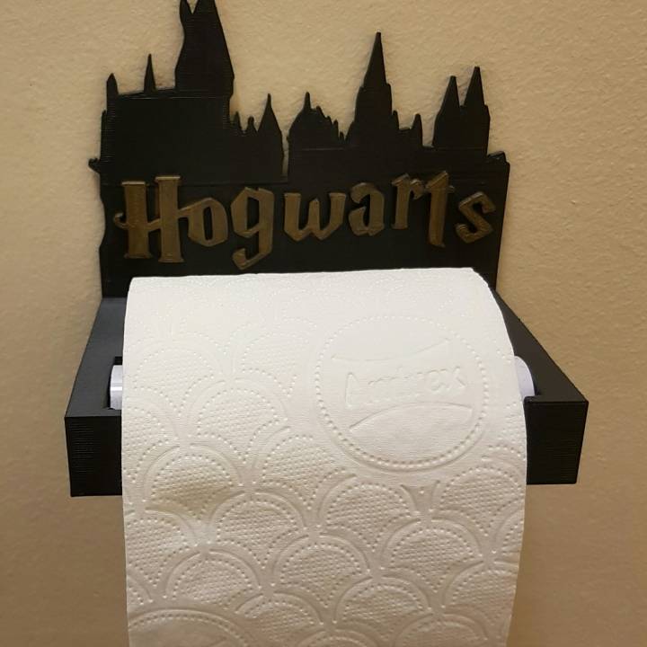 Bogwarts toilet roll holder image