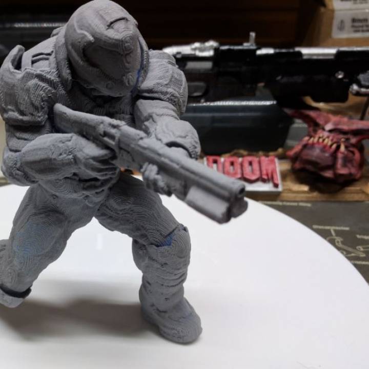 Doom marine (Doomguy) posed with shotgun image