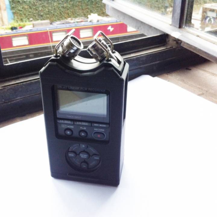3D Printable Tascam DR-40 Portable MP3 Recorder Case by Franc Falco