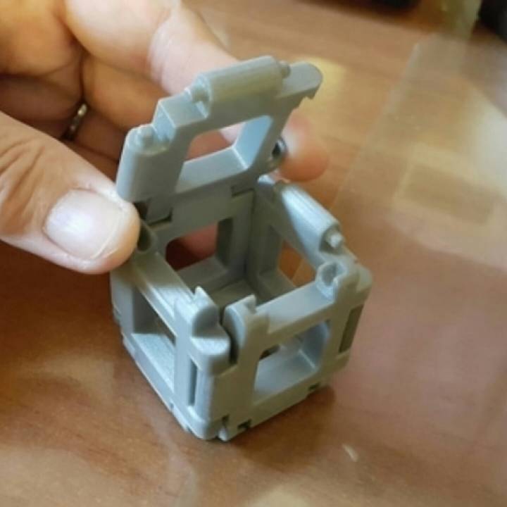 Cube A Monter - Cube Making - Puzzle image