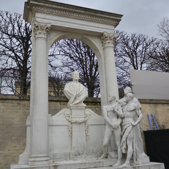 Monument to Waldeck-Rousseau image